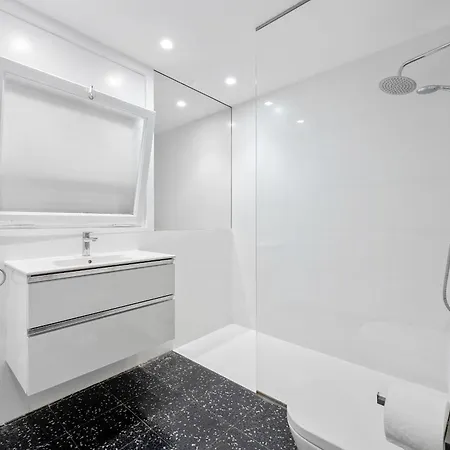 Hauzify I Riera Appartement *